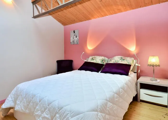 Amazing In With Wifi Feriehus Sauveterre (Gard)